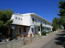 Artemon Hotel