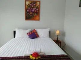 CF Komodo Hotel