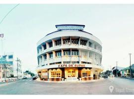 Supak Hotel, hotel in Kalasin
