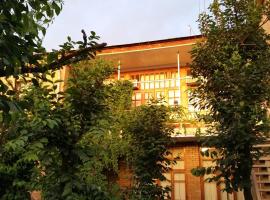 Gulnara Guesthouse - Hostel, hôtel à Tachkent