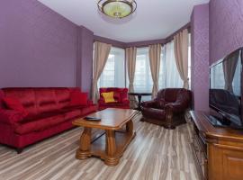 A picture of the hotel: Apartment on Nezavisimosti 14-28