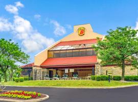 A picture of the hotel: Super 8 by Wyndham Fort Mitchell Cincinnati Area