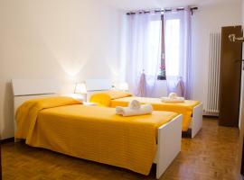 A picture of the hotel: Appartamento "Alla Piazza"