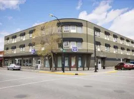 Central Suite Hotel, hotel em Lloydminster