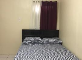 RV3 TRANSIENT HOUSE, hotel in Angeles