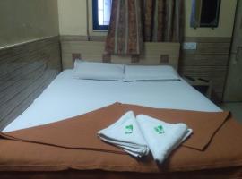 A picture of the hotel: Hotel Sai Parikrama