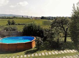 A picture of the hotel: Agriturismo El Crear