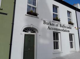 Foto di Hotel: Burkes of Ballycastle Accommodation