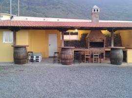 Casita con Barbacoa, hotel in Frontera
