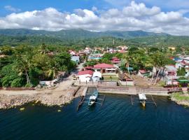 Hotel Photo: Taal Lake View Home