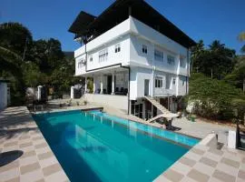 Lavenro Hotel & Resort