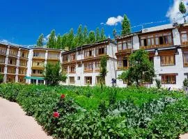 Oriental Hotel