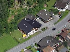 Hotel fotoğraf: Ferienhaus Wetterstein