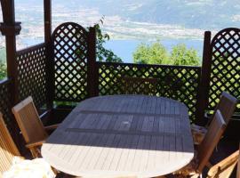 Hotel Photo: Casavacanze Solto Collina