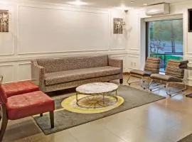 Ramada by Wyndham Staten Island