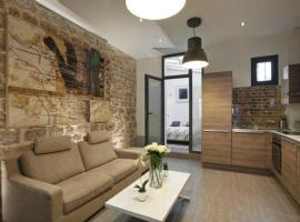 Hotel Photo: CMG Bastille - Godefroy