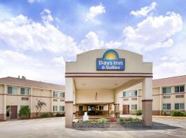 호텔 사진: Days Inn & Suites by Wyndham Bridgeport - Clarksburg