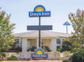 A picture of the hotel: Days Inn by Wyndham Spartanburg Waccamaw