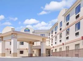 Days Inn & Suites by Wyndham Laurel Near Fort Meade, hotel em Laurel