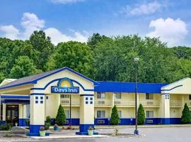 Days Inn by Wyndham Southington, hotel en Southington