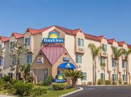 Days Inn by Wyndham Carlsbad, hotel in Carlsbad