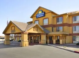 Days Inn & Suites by Wyndham Surprise – hotel w mieście Surprise