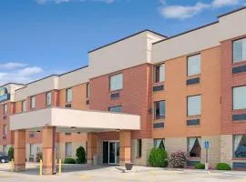 Days Inn by Wyndham Downtown St. Louis