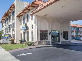 Days Inn by Wyndham Anaheim Near the Park