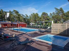 Ljugarn Semesterby, hotel v destinaci Ljugarn
