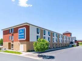 AmericInn by Wyndham Rochester, hotel in Rochester