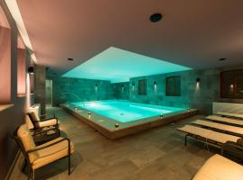Boutique Hotel Vela Vrata, hotel in Buzet