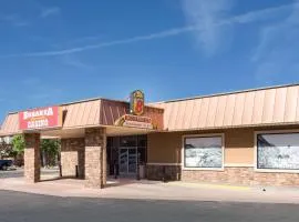Super 8 by Wyndham Fallon