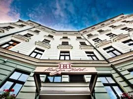 Hanza Hotel