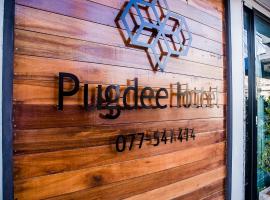 Pugdee Hotel, ξενοδοχείο σε Lang Suan