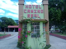 होटल की एक तस्वीर: Hotel Camino Real