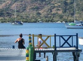 Hotel Miss Francias Home, Hotel in Providencia