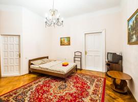 รูปภาพของโรงแรม: Two Bedroom apartment on Adam Mickiewicz