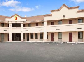 A picture of the hotel: Super 8 by Wyndham Rahway/Newark