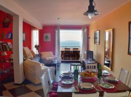 A picture of the hotel: Appartamento Vista Mare - Spriano