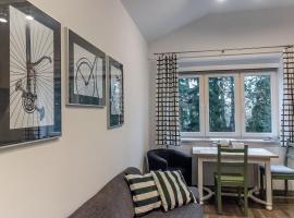 รูปภาพของโรงแรม: Green House - Two Bedroom Apartment