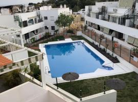 Hotelfotos: Apartamento con vista a la piscina