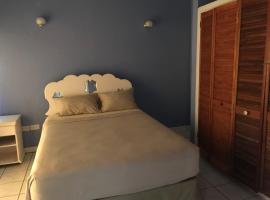 Marvey's Place, hotel din Castries