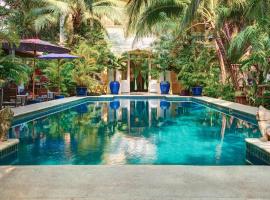 The Pavilion, hotel en Phnom Penh