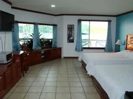 Fish Hook Marina Hotel