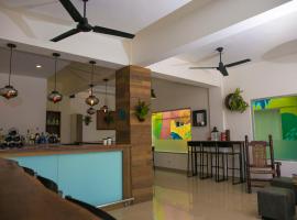 होटल की एक तस्वीर: Hostal Karilu