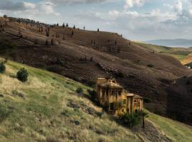 Beit Al Fannan, ξενοδοχείο σε Ţabaqat Faḩl