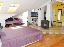 A picture of the hotel: Studio apartman Vetma