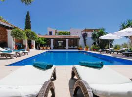 Bab el Oued Villa Ibiza, ξενοδοχείο σε Puig D’en Valls