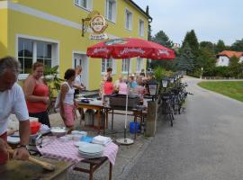 A picture of the hotel: Gasthaus Kleebinder