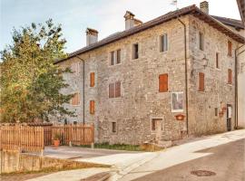 Hotel fotoğraf: Three-Bedroom Apartment in Sutrio